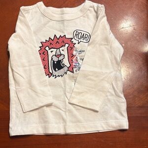 OshKosh B'gosh White Long-Sleeve Tee with Pink Lion Graphic